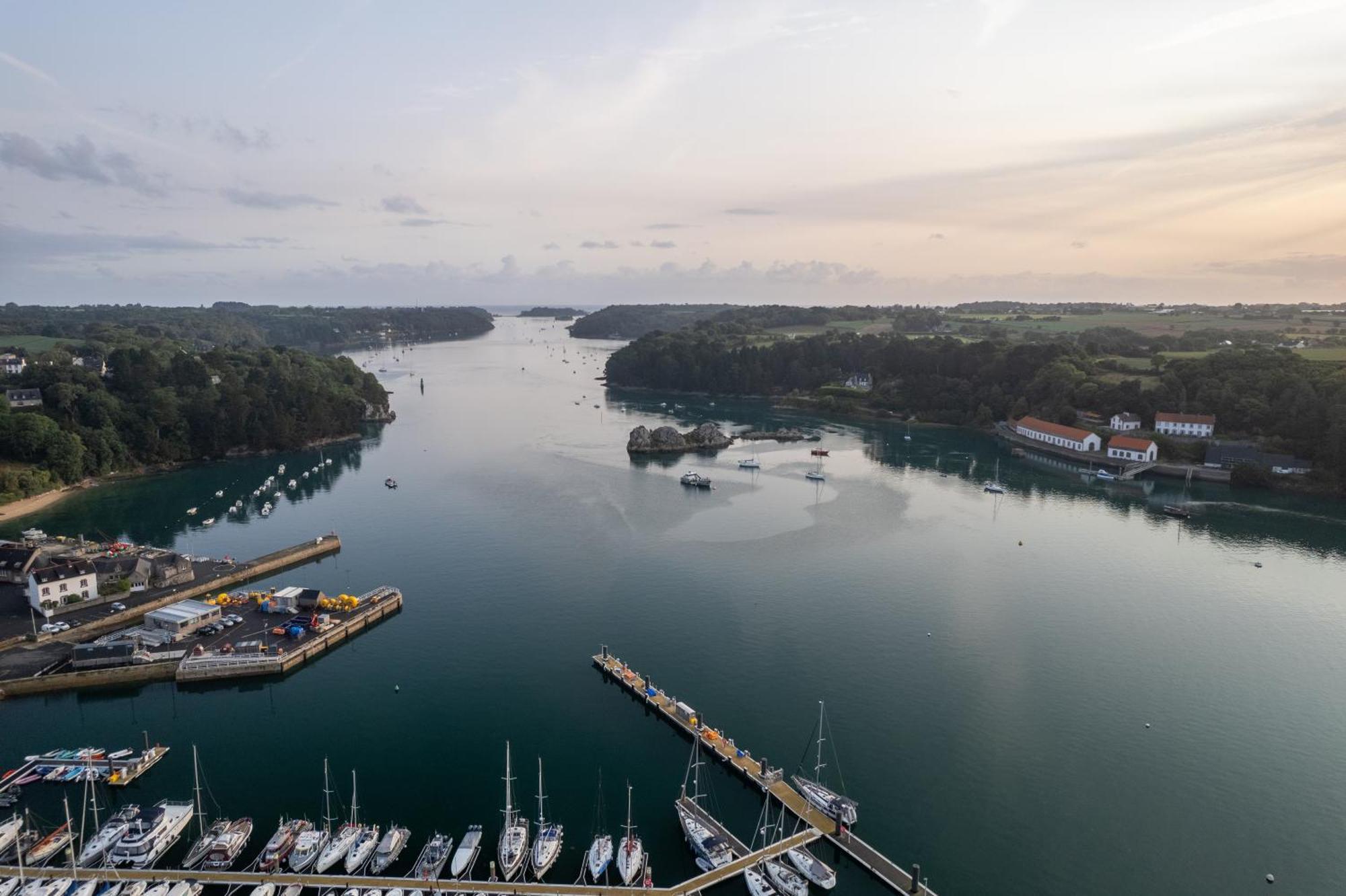 Gite De La Marina Dans La Presqu'Ile De Лезардриё Экстерьер фото